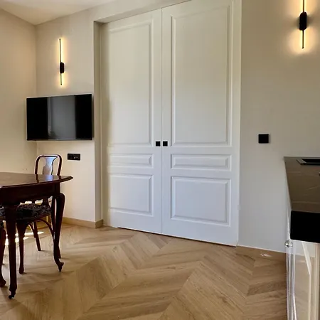 Ameli Heritage Rooms&apartments Appartement